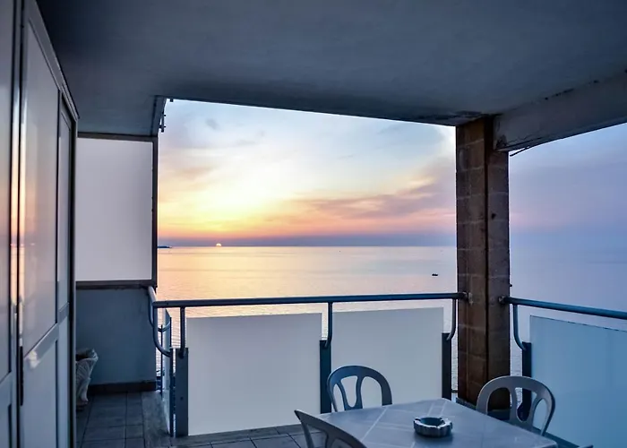 La Casa Al Faro Appartement *